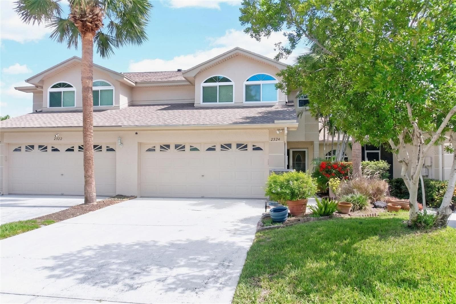 2524 W Brook Ln photo 5