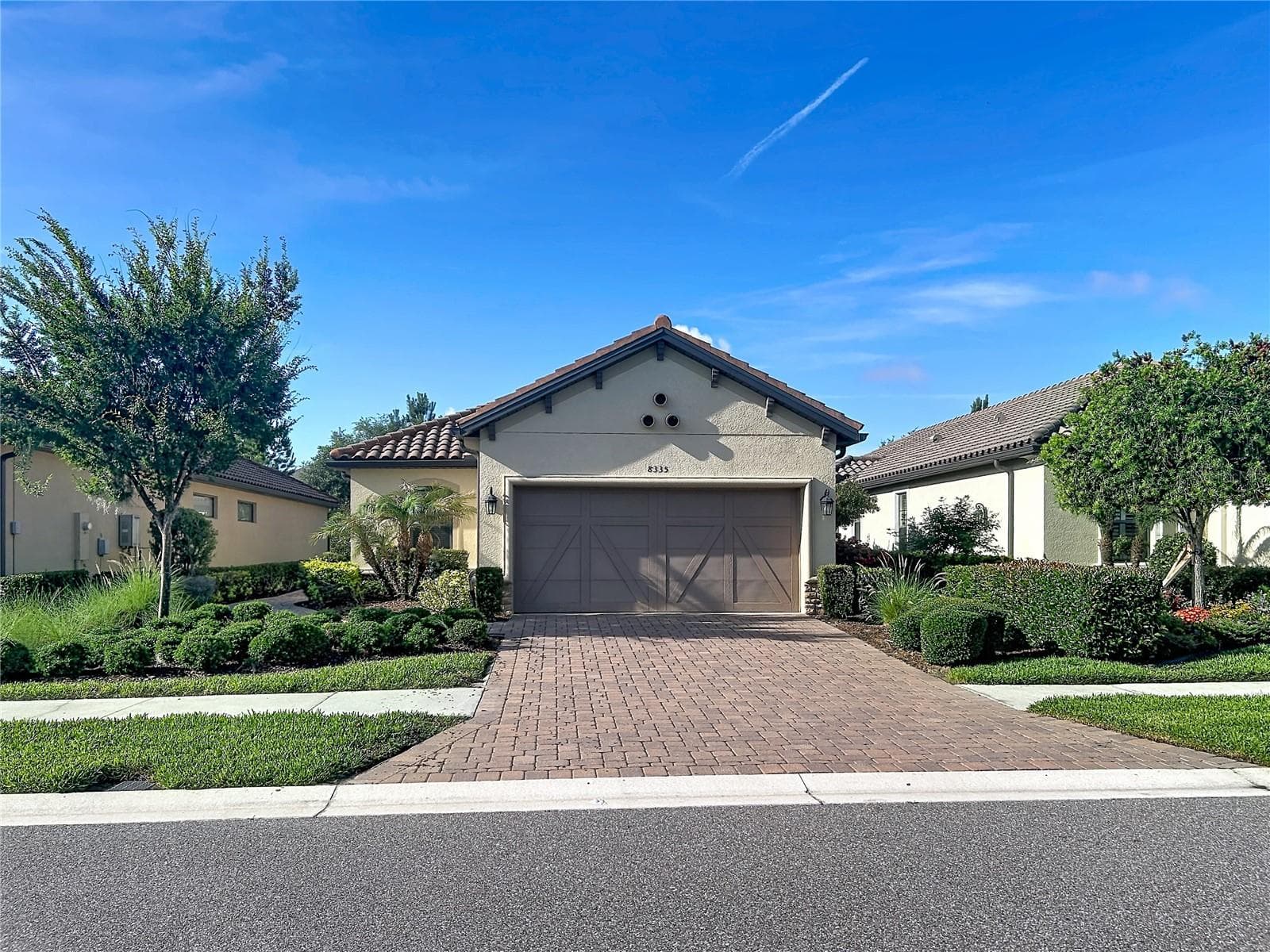 8335 Alberata Vista Dr photo 2