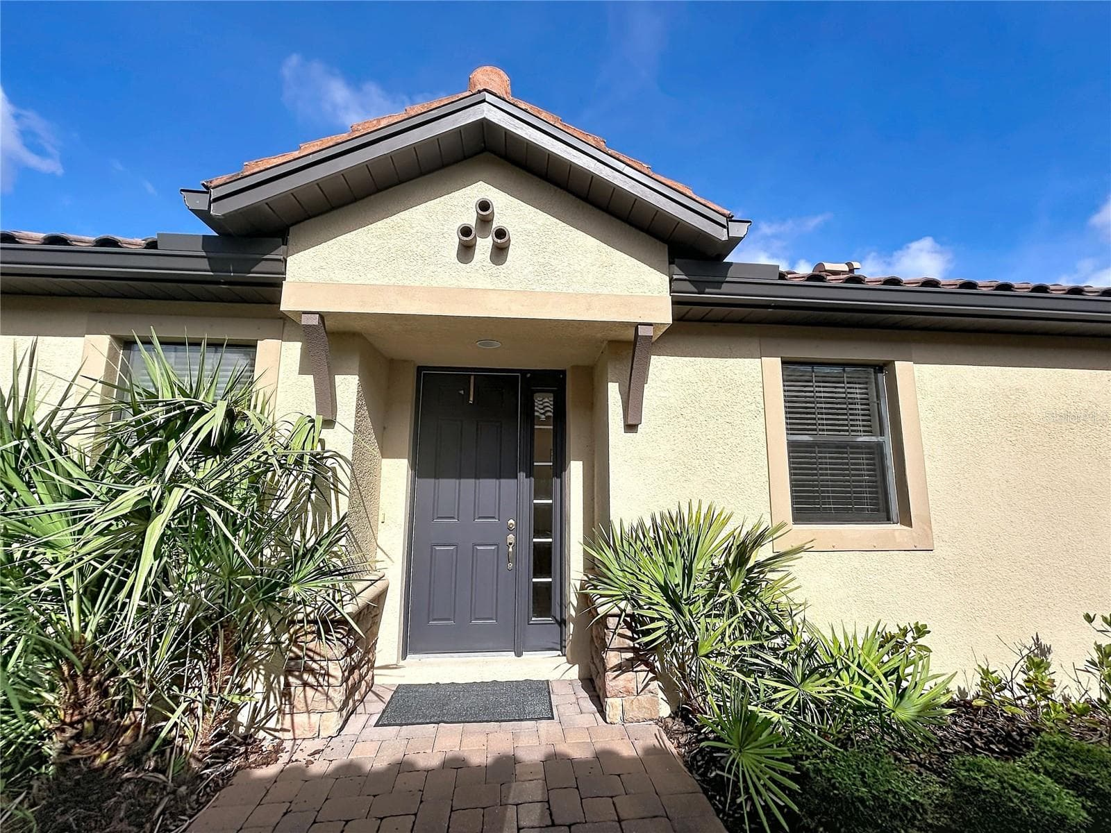 8335 Alberata Vista Dr photo 3