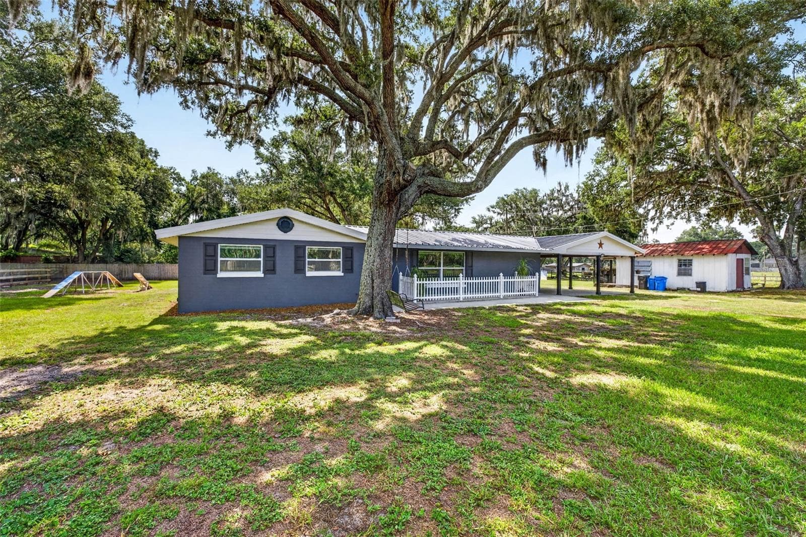 5702 Tindale Rd photo 3