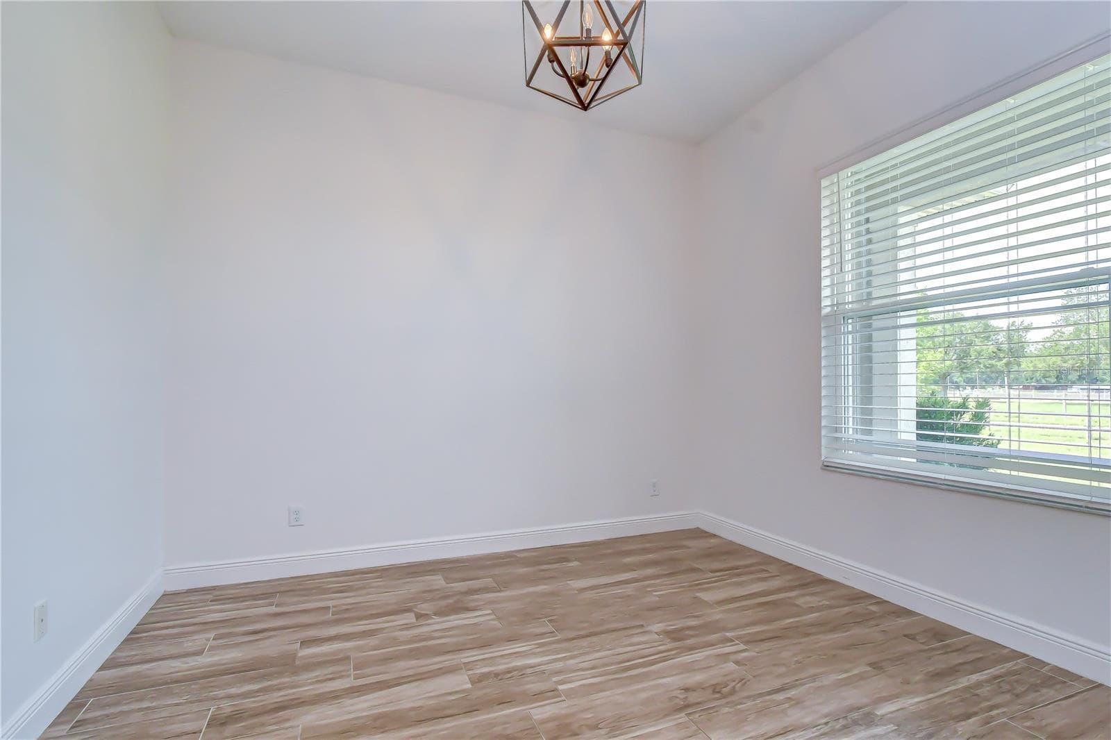 4008 McIntosh Estates Ln photo 4