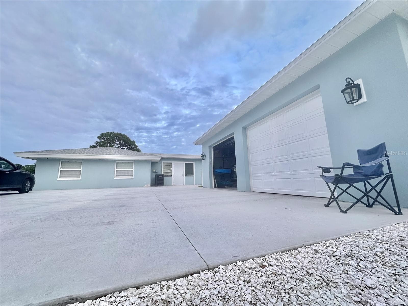 2746 53rd St photo 5