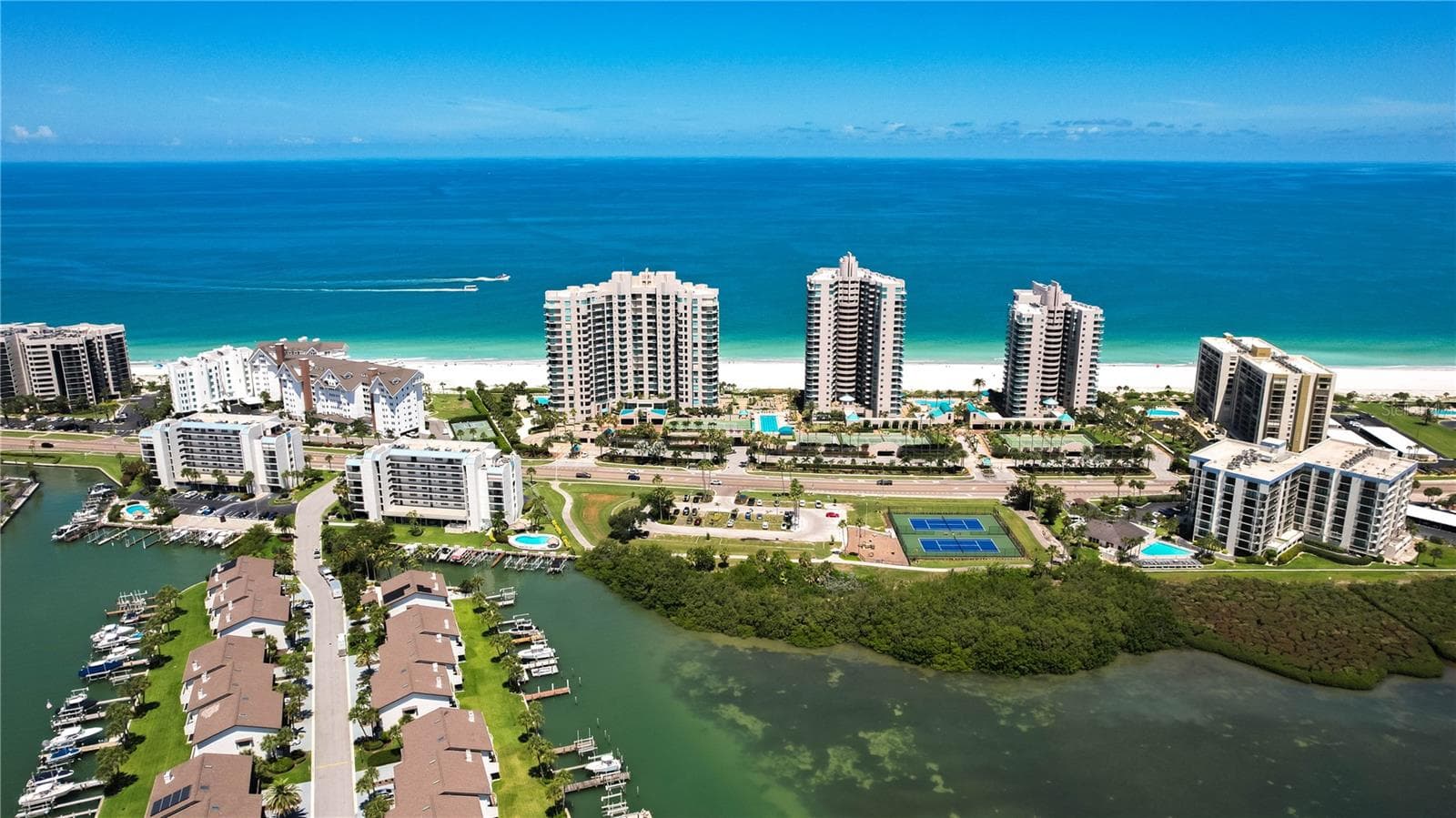 1560 Gulf Blvd #1607 photo 3