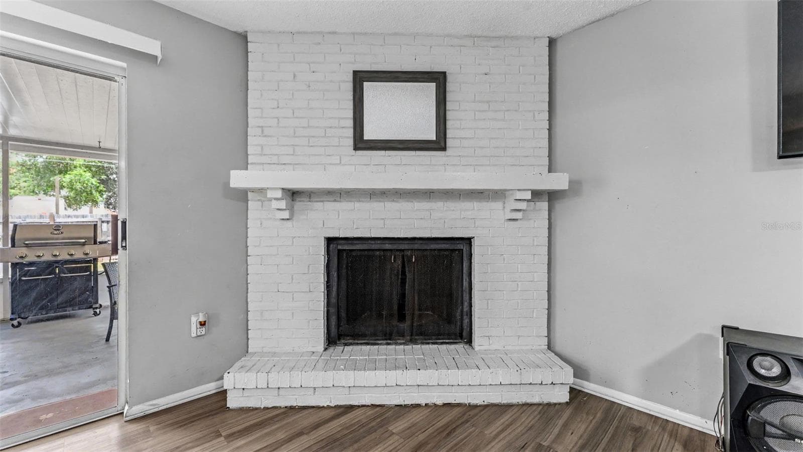 1309 Cinnamon Way W photo 5