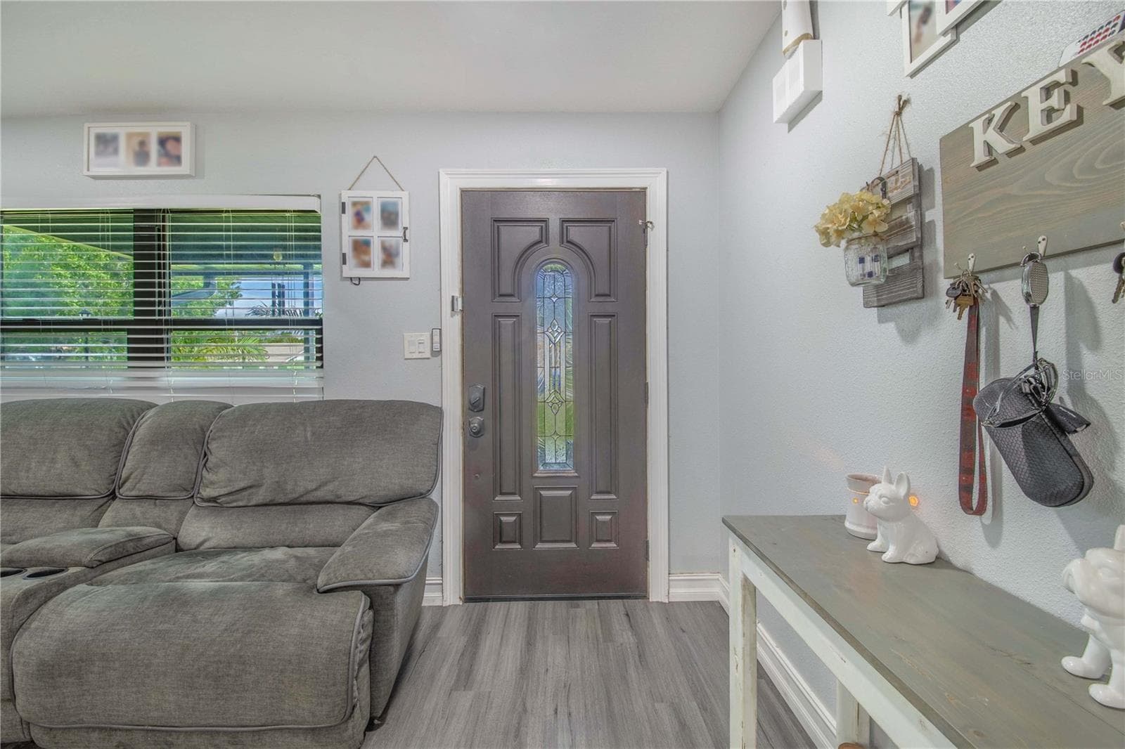 2426 View Way photo 5