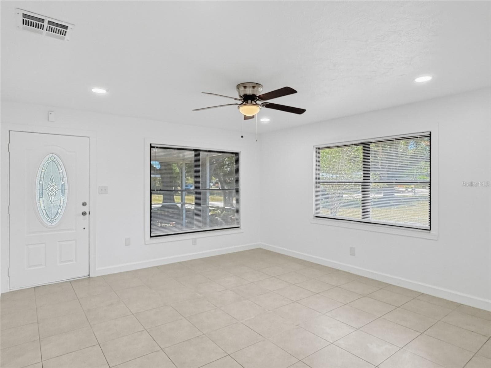 2847 Oak St photo 3