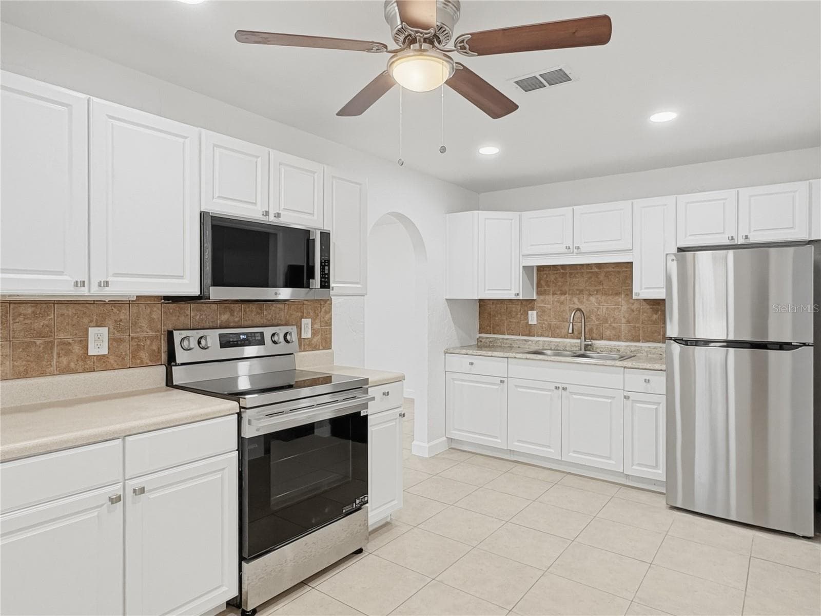 2847 Oak St photo 5