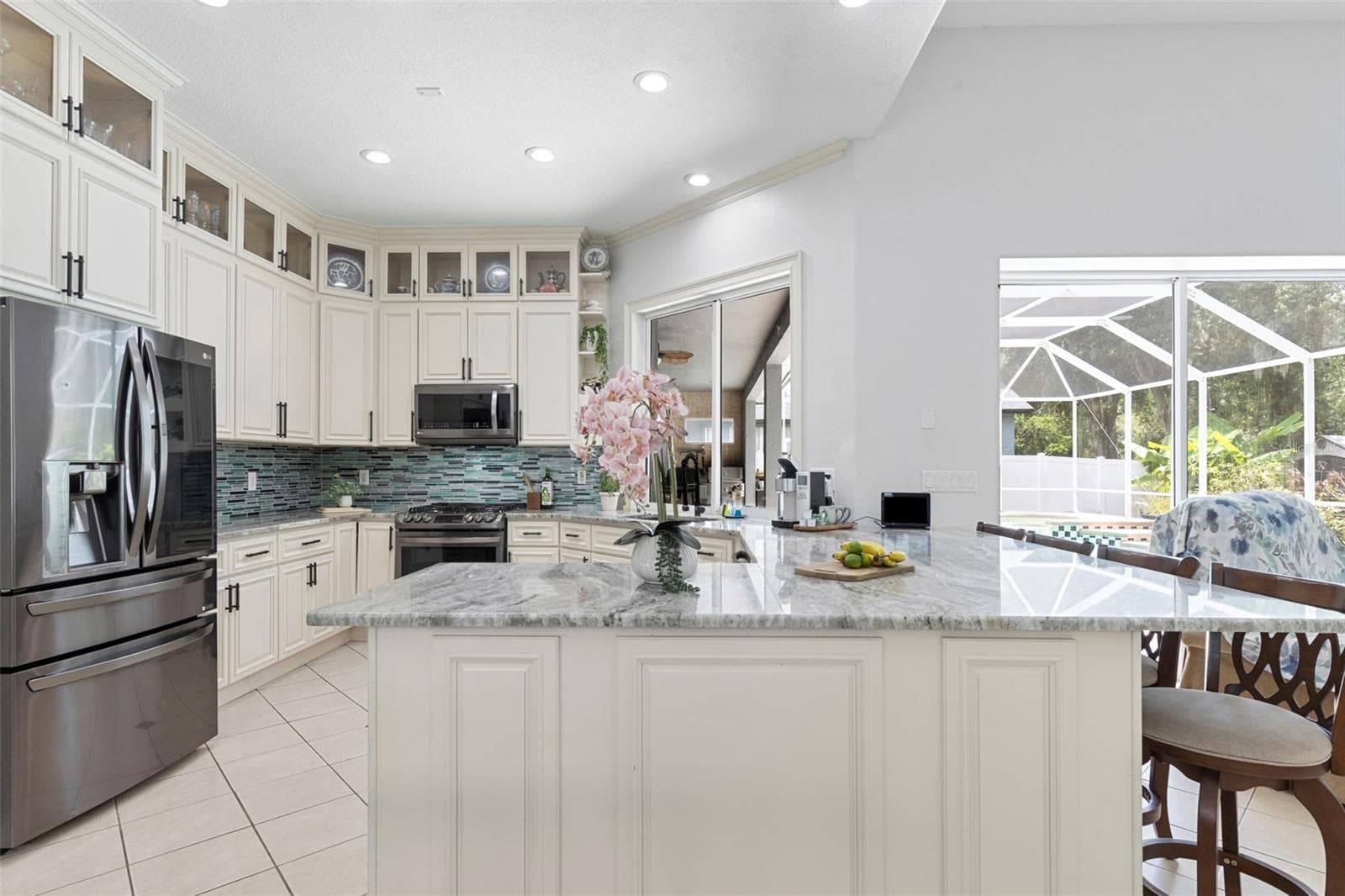 8380 Golden Prairie Dr photo 2