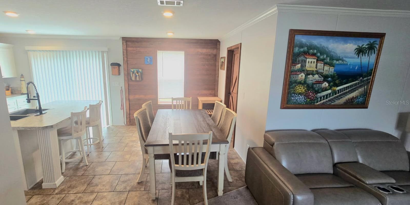 210 Philadelphia CT #17 photo 4