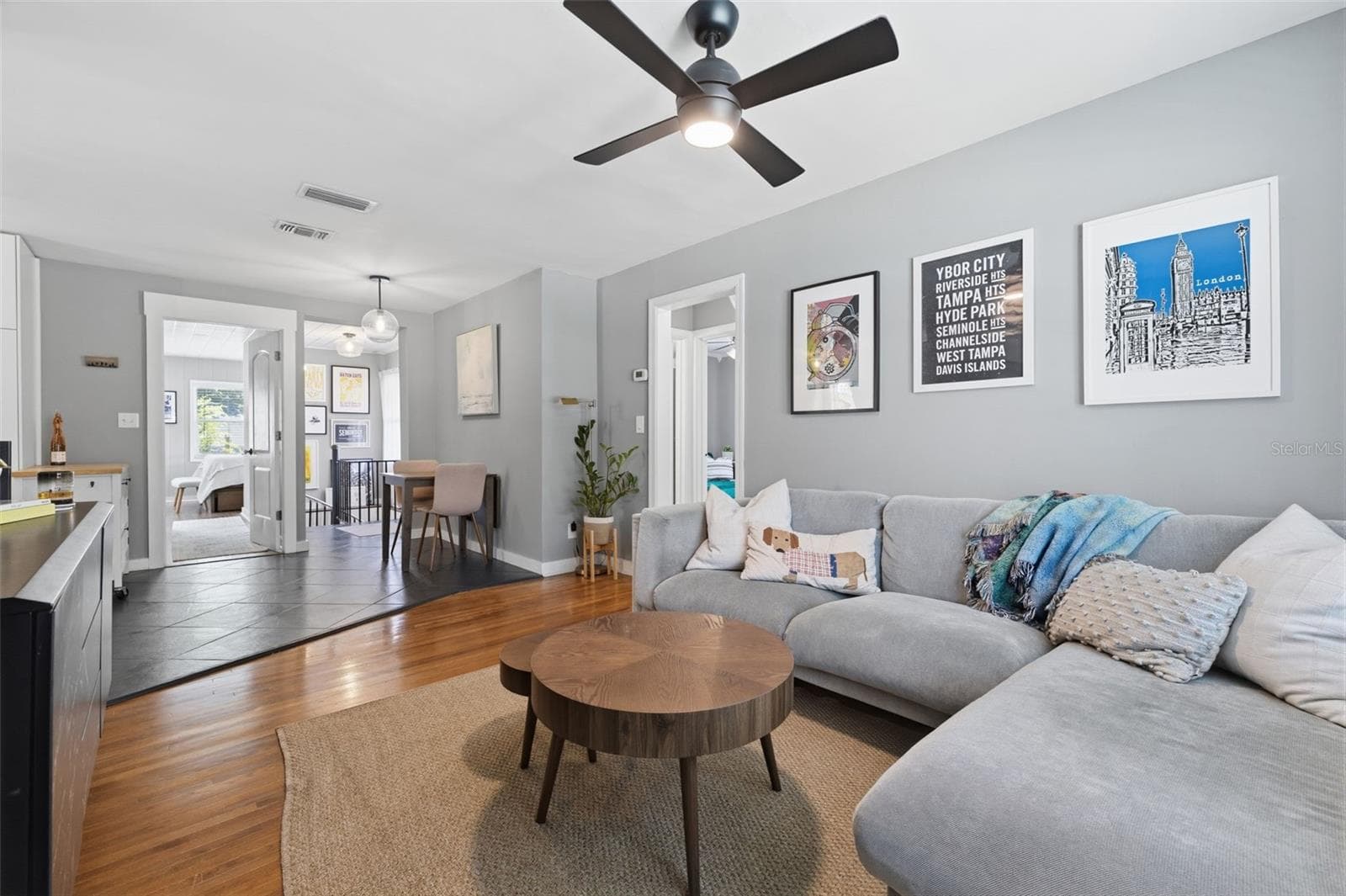 1423 E Henry Ave photo 4