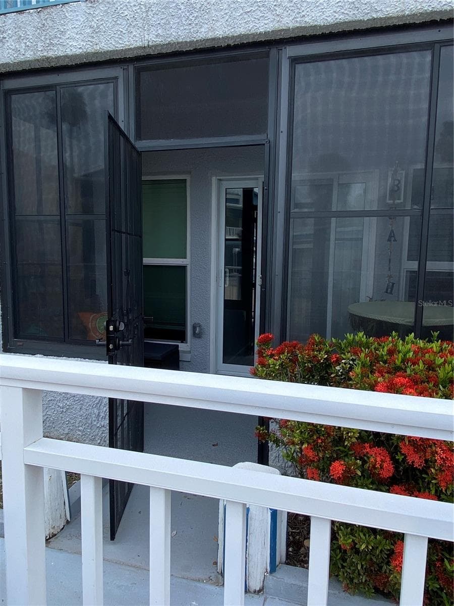230 Medallion Blvd #D photo 3