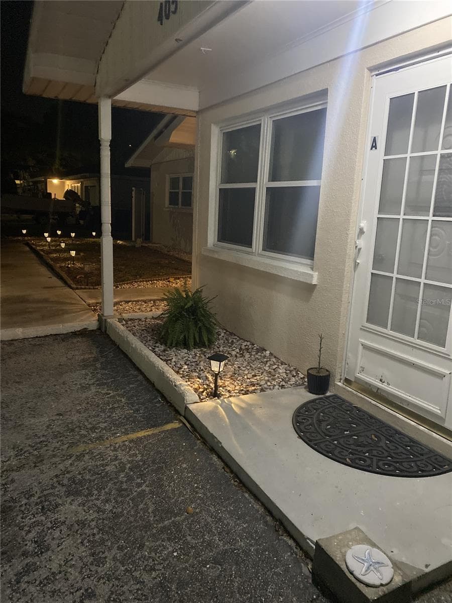 405 S Orion Ave photo 3