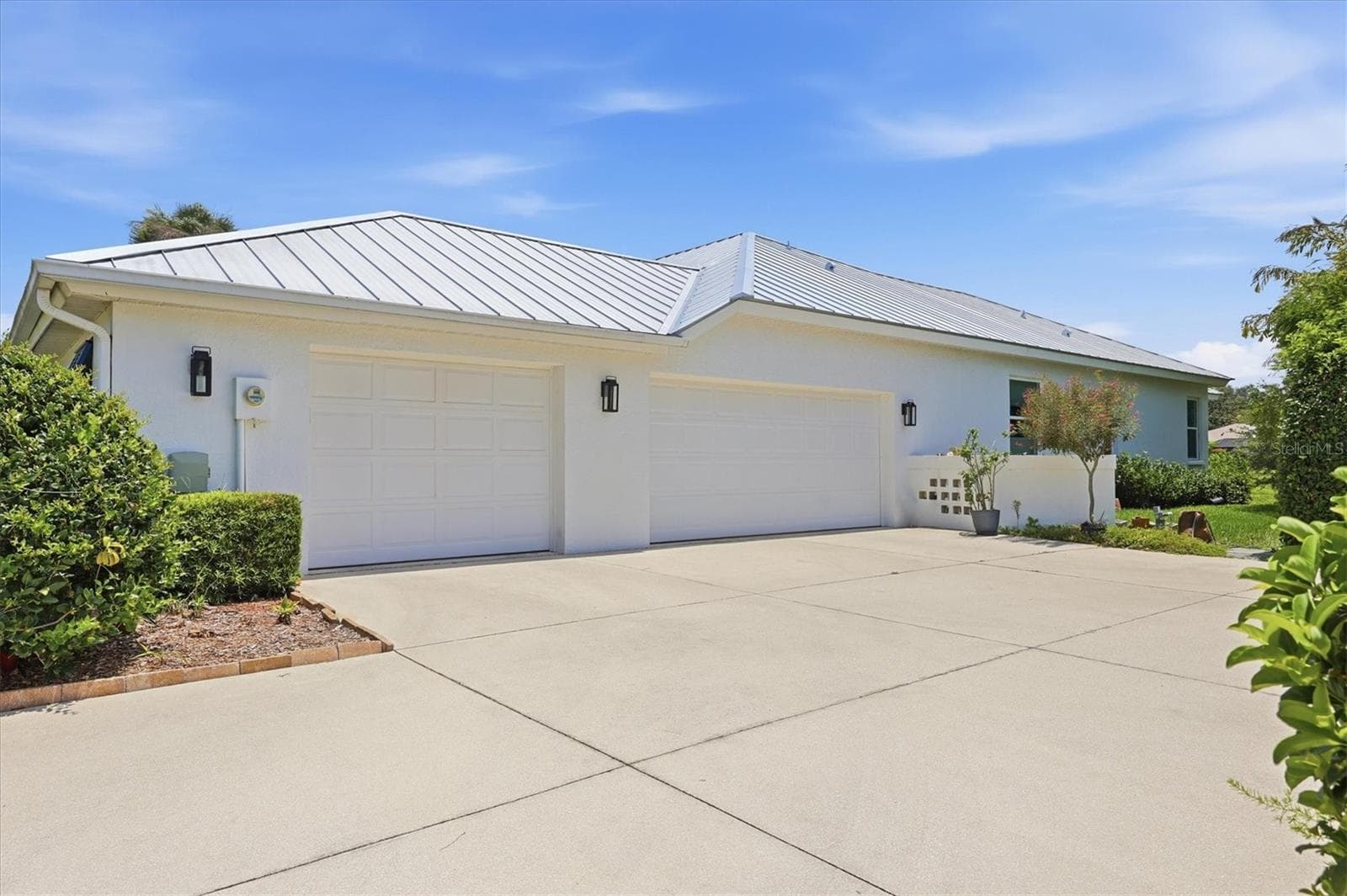 4575 Satinleaf Ln photo 5