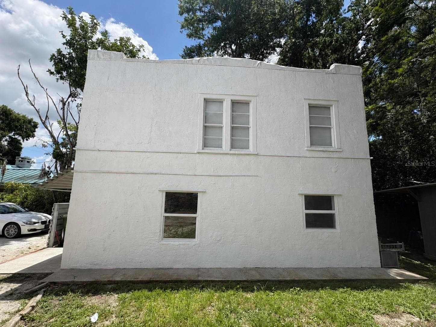 514 Avenue C NE photo 3