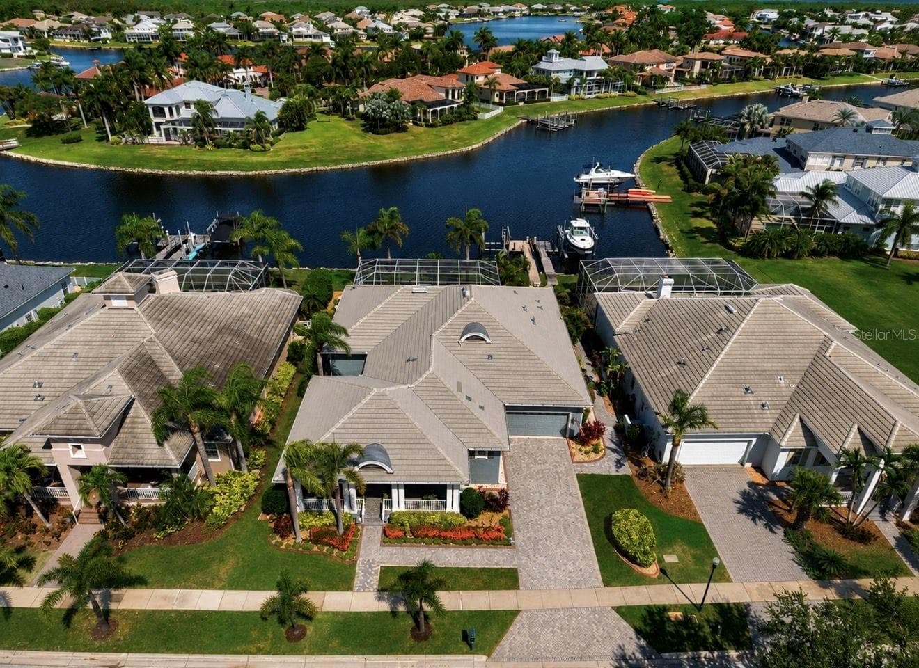 5416 Merritt Island Dr photo 4