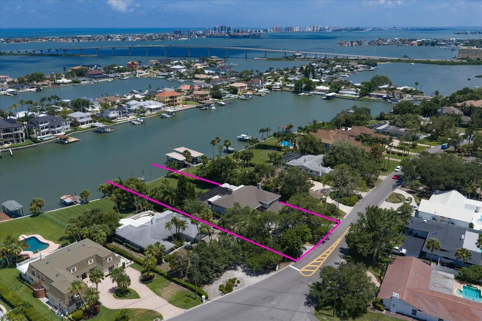 220 Harbor View Ln photo 3
