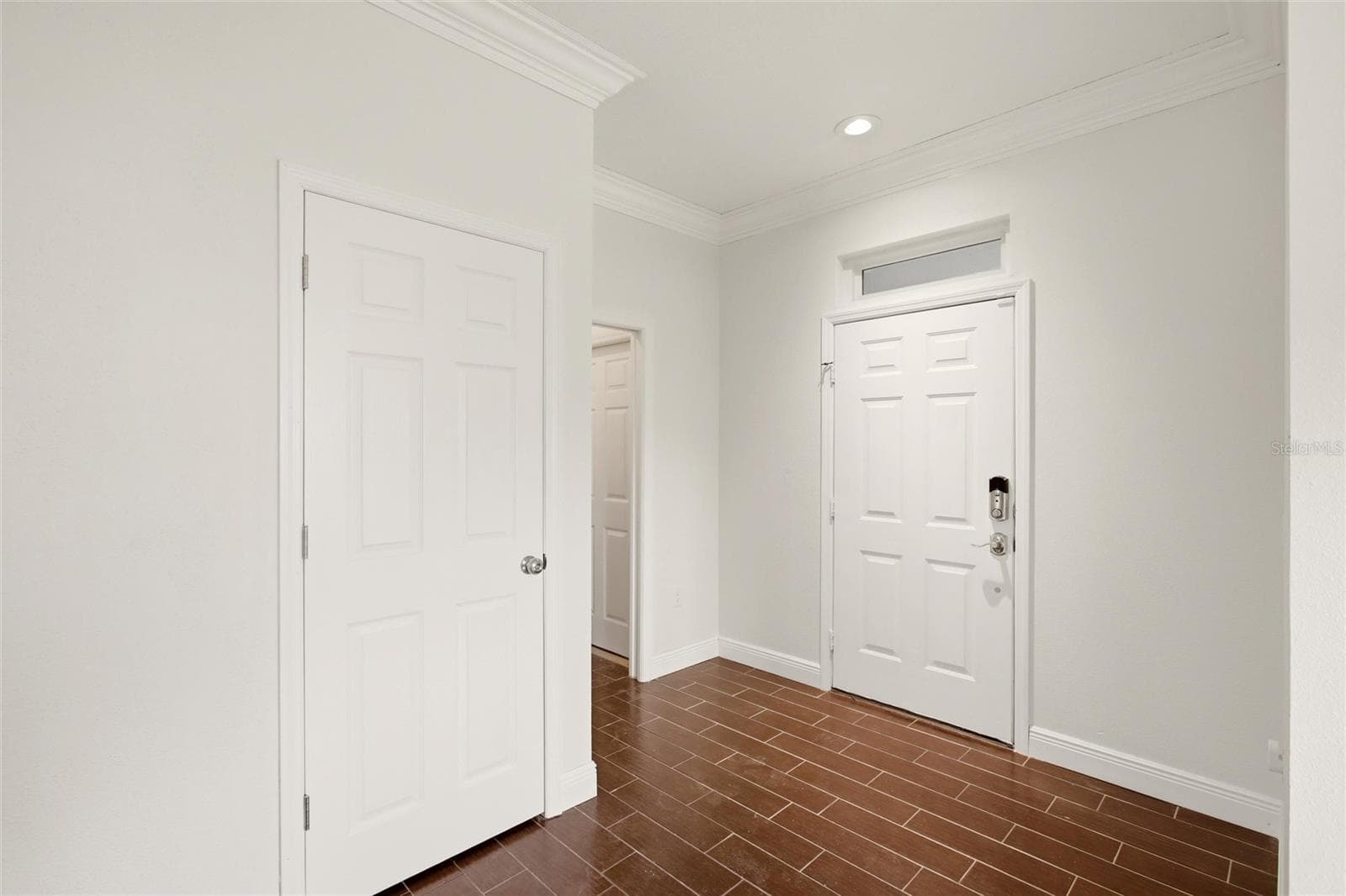 12347 Hollybush Ter photo 4