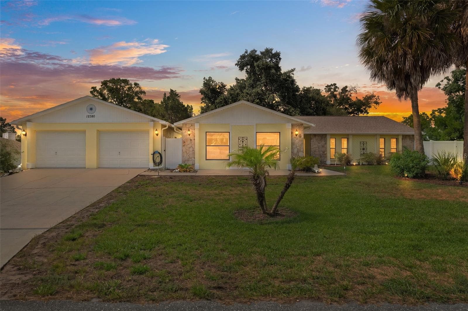 12380 Trout Cir photo 4