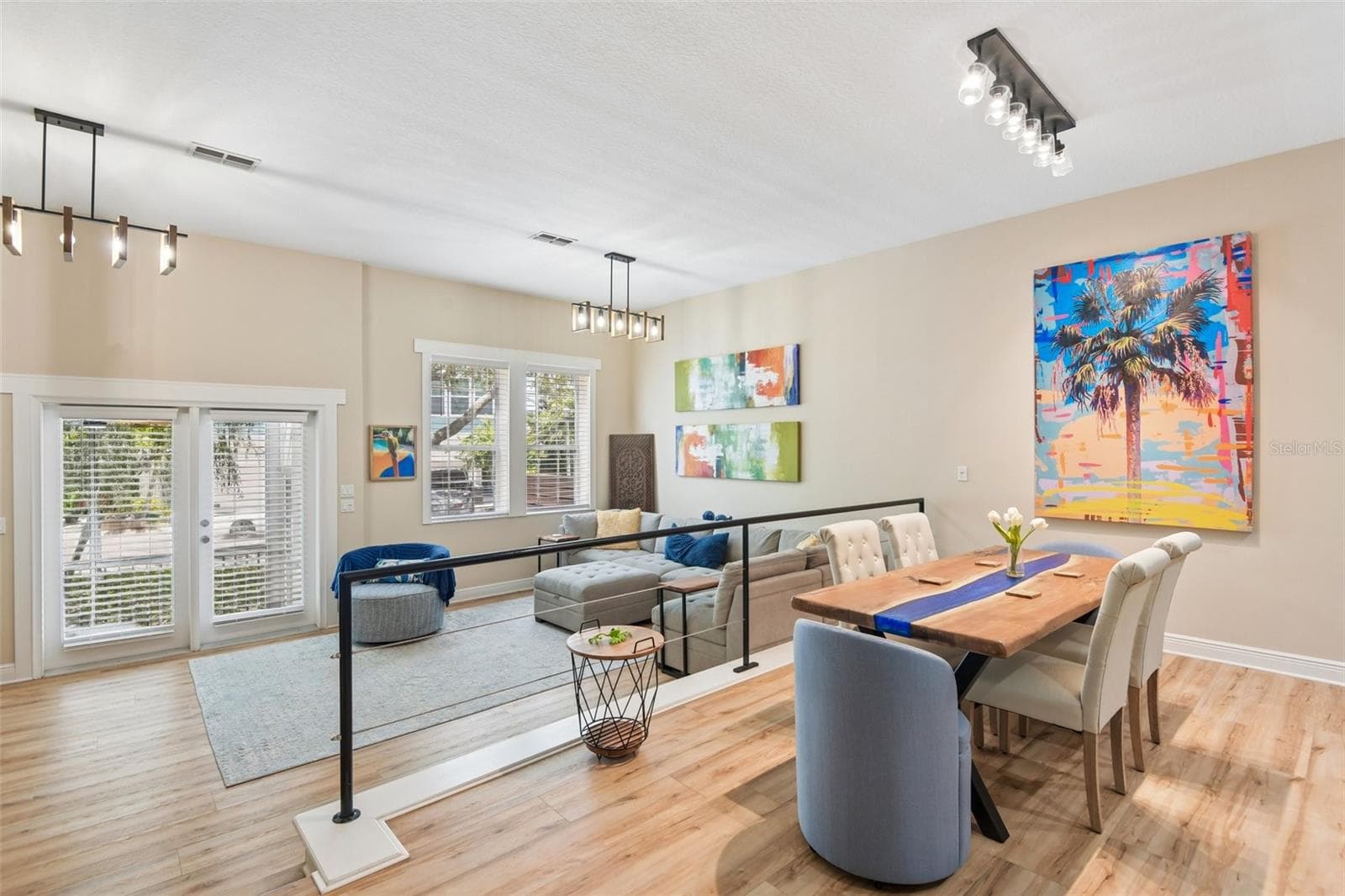 131 Athenian Way photo 5