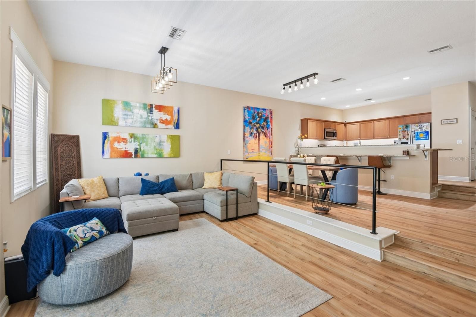 131 Athenian Way photo 4