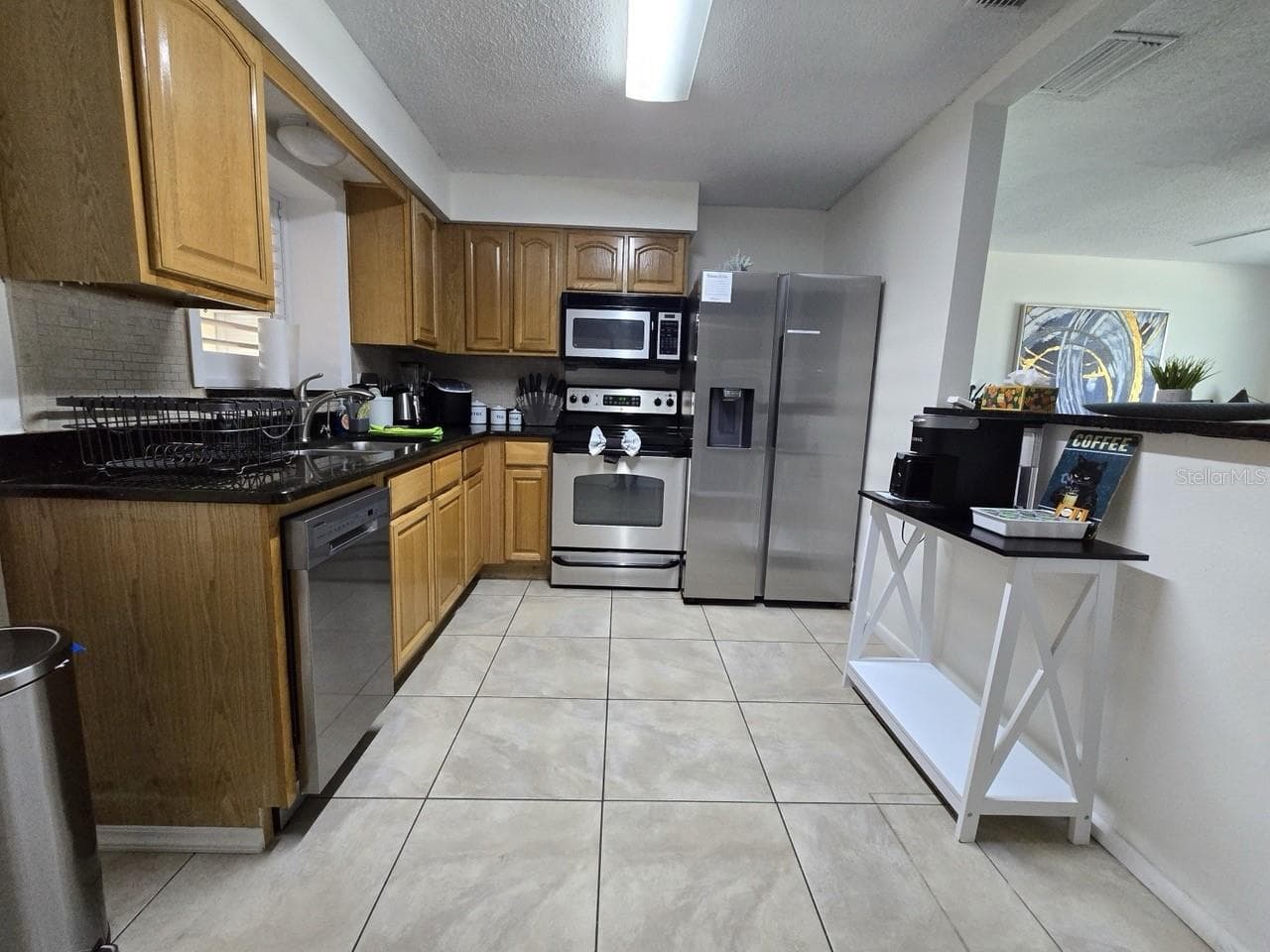 1430 Parkview Ln photo 2