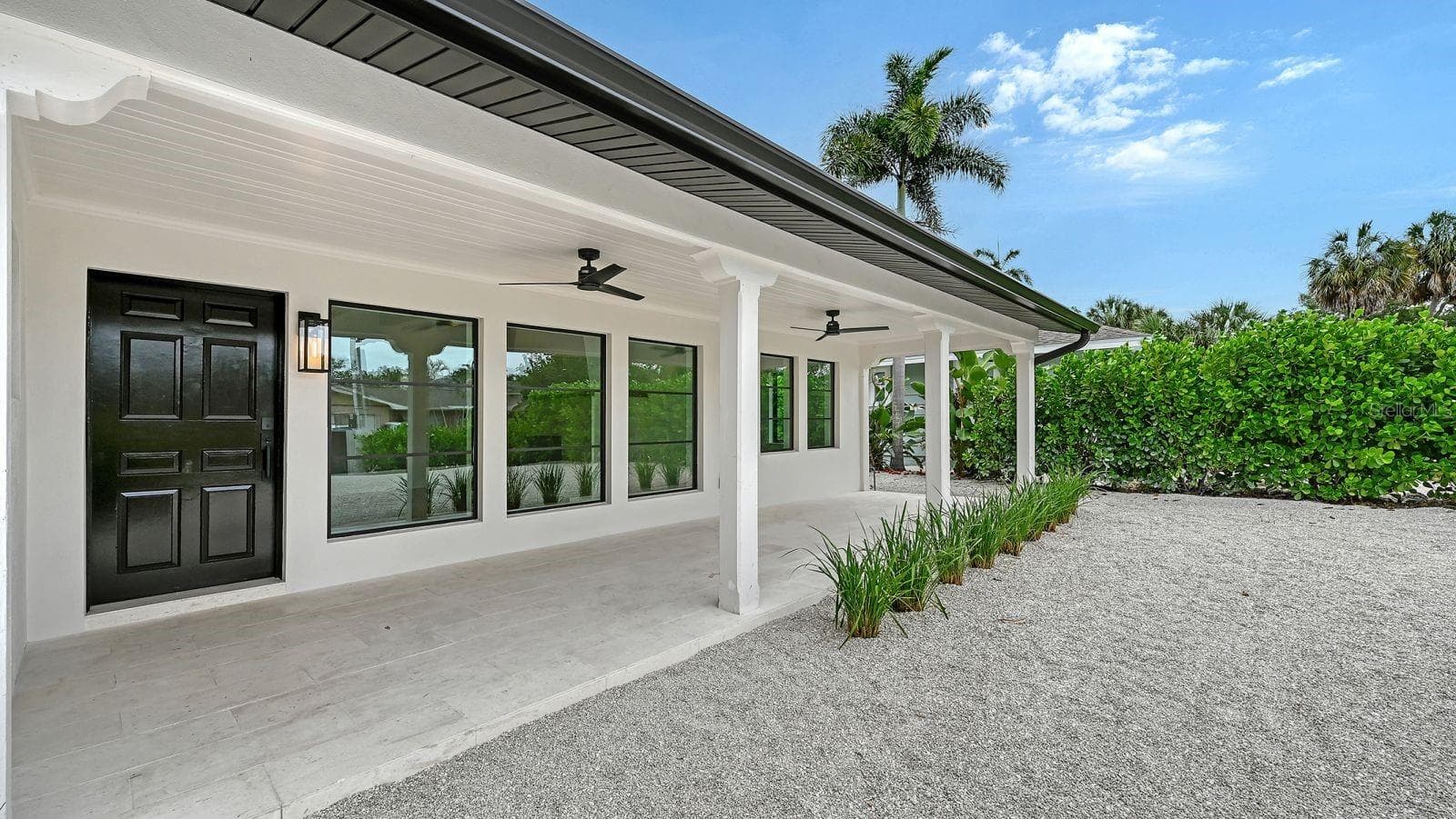1041 Indian Beach Dr photo 2