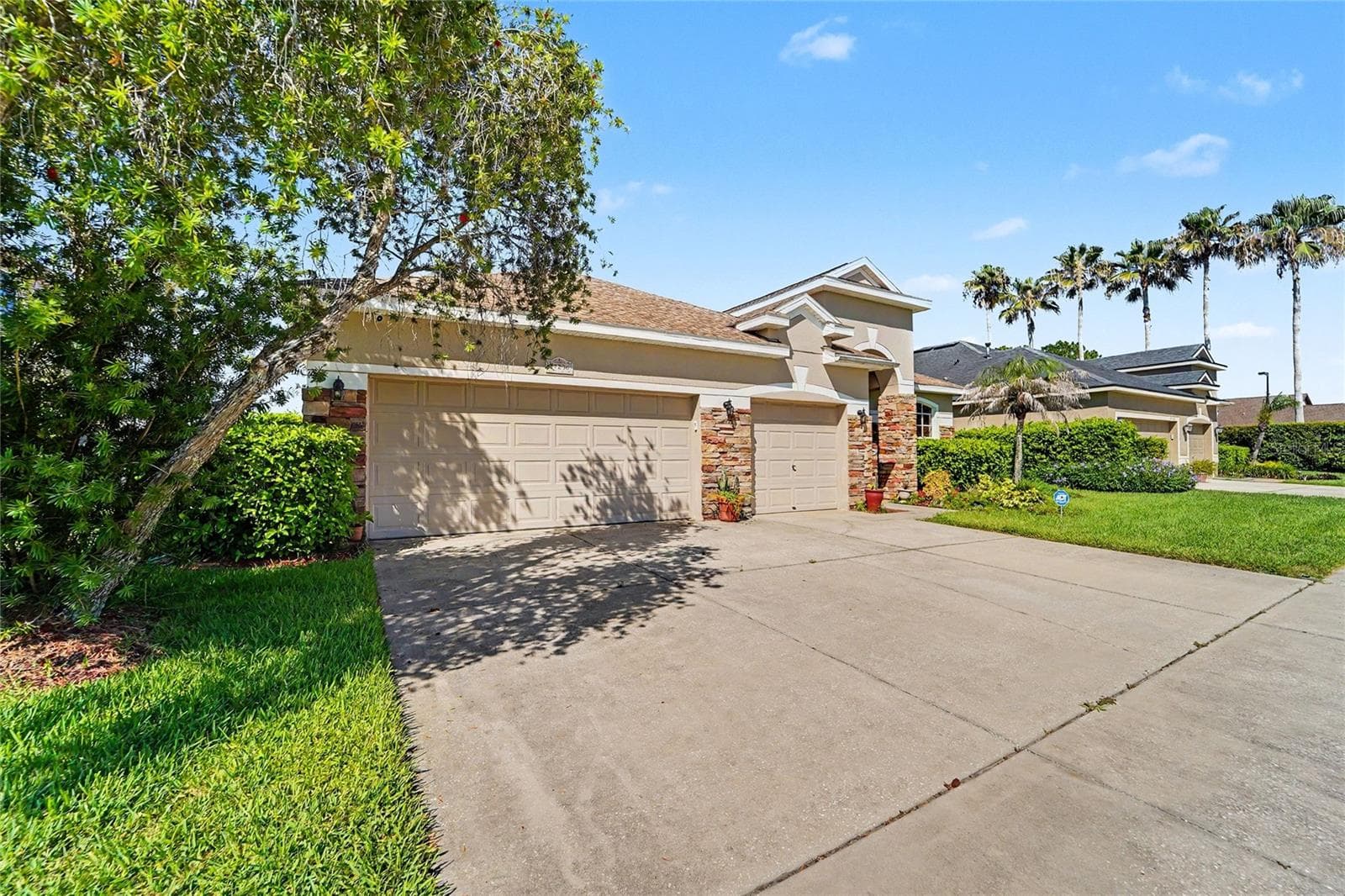 27236 Hollybrook Trl photo 2