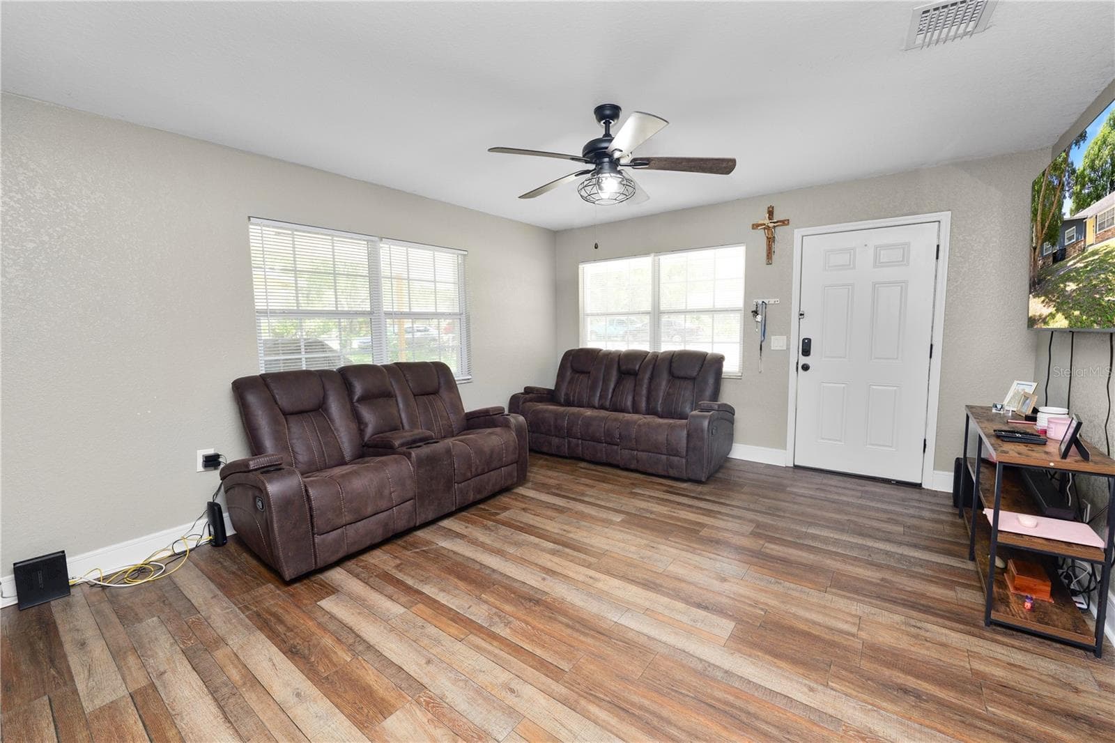 4561 David Dr photo 3