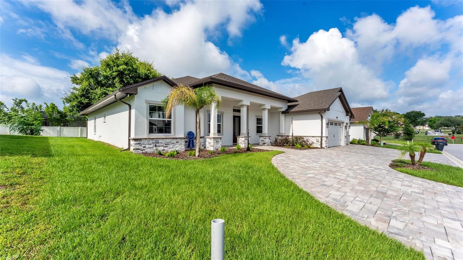 2729 Sunrise Landing Ln photo 4