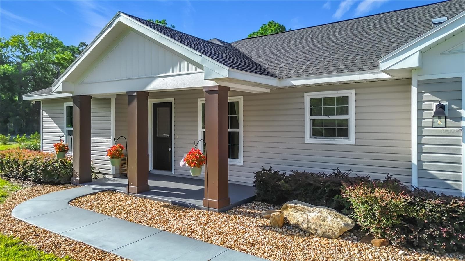 15204 Ganster Dr photo 5