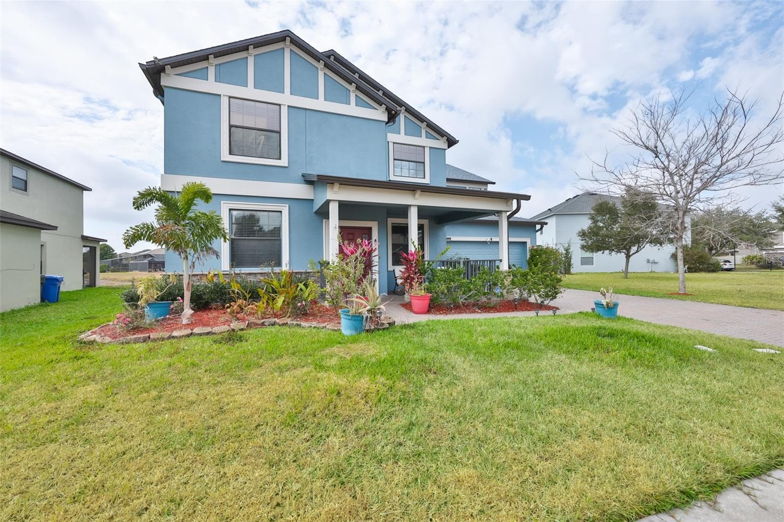 10039 Smarty Jones Dr photo 2