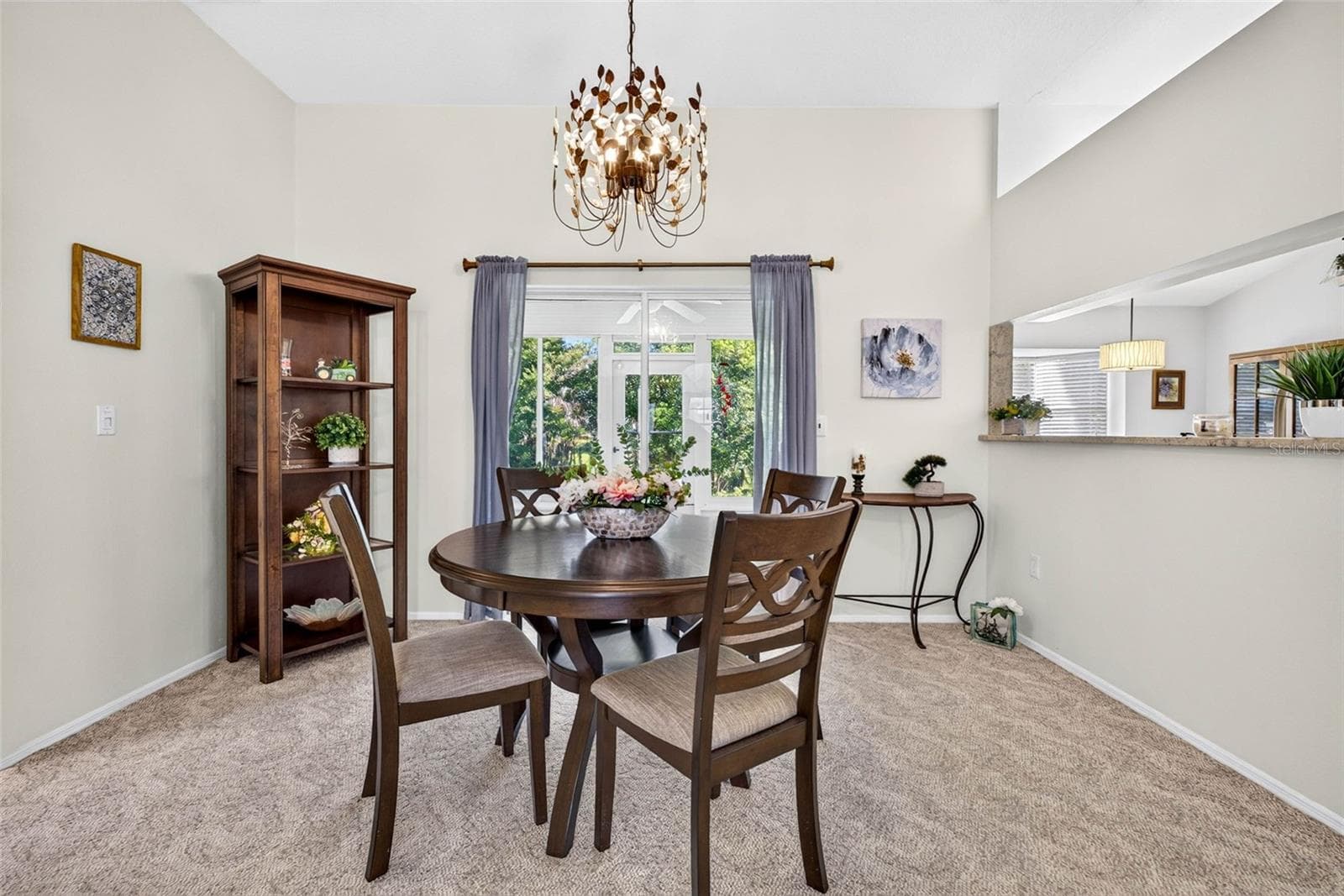 4233 Avanti Cir photo 5