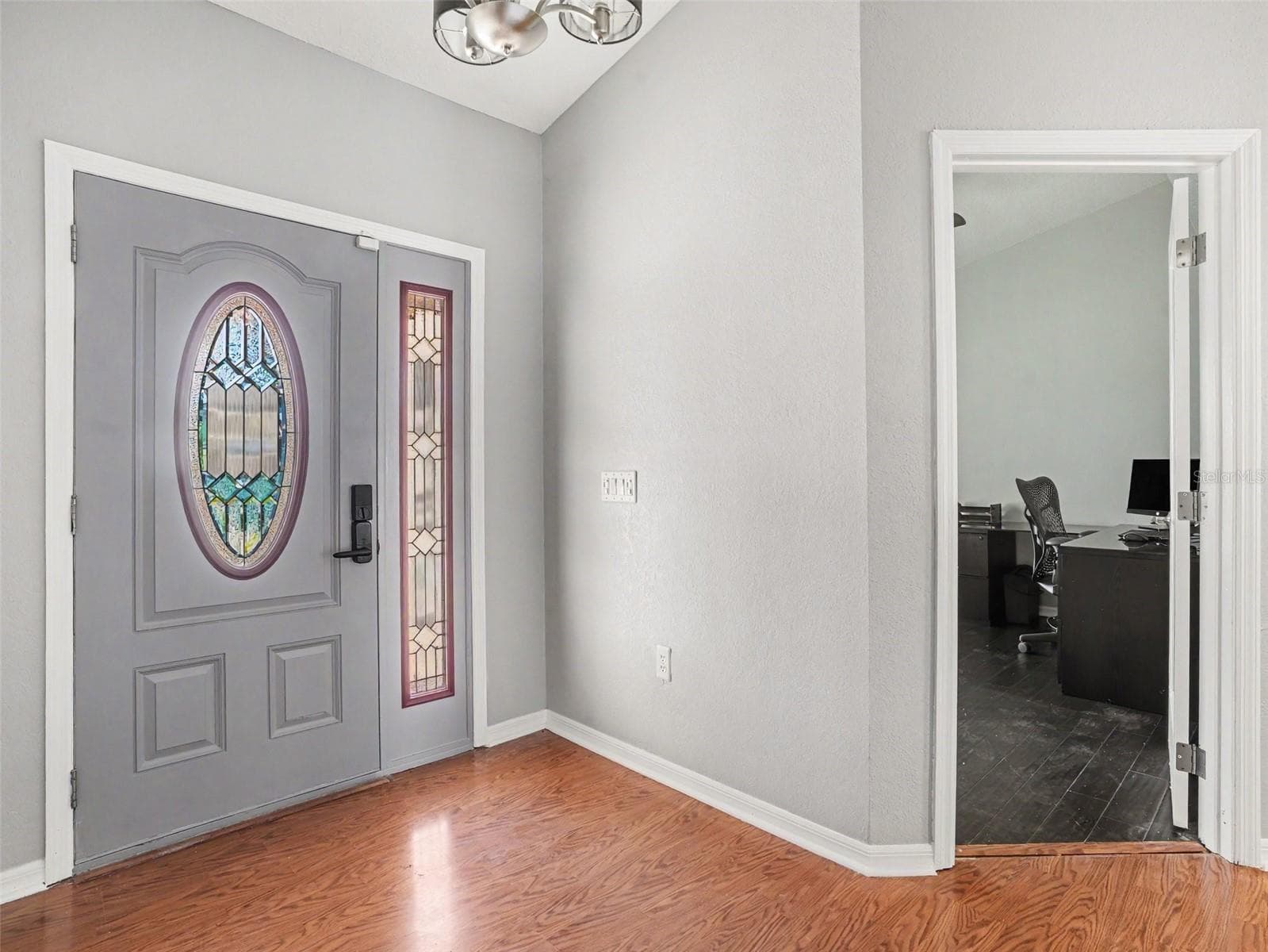 2124 Velvet Way photo 5