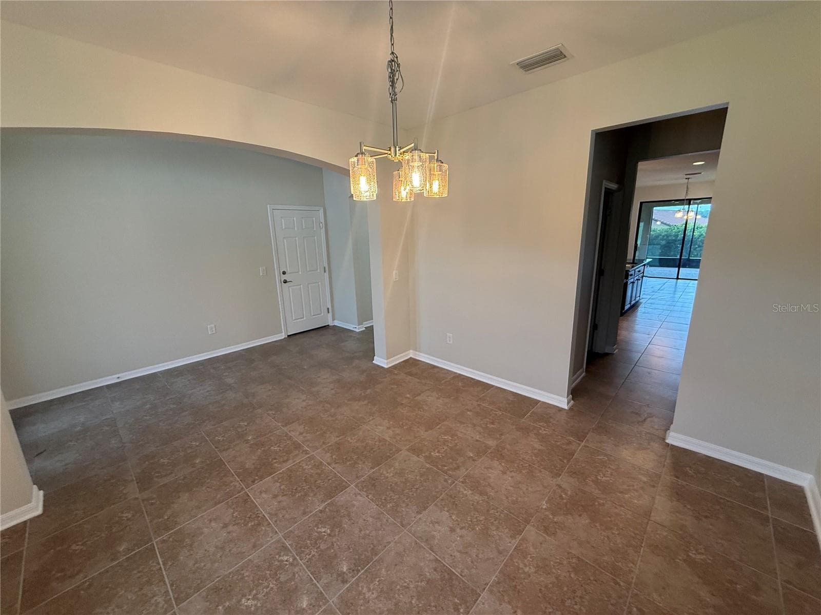 3969 Aquilla Dr photo 2