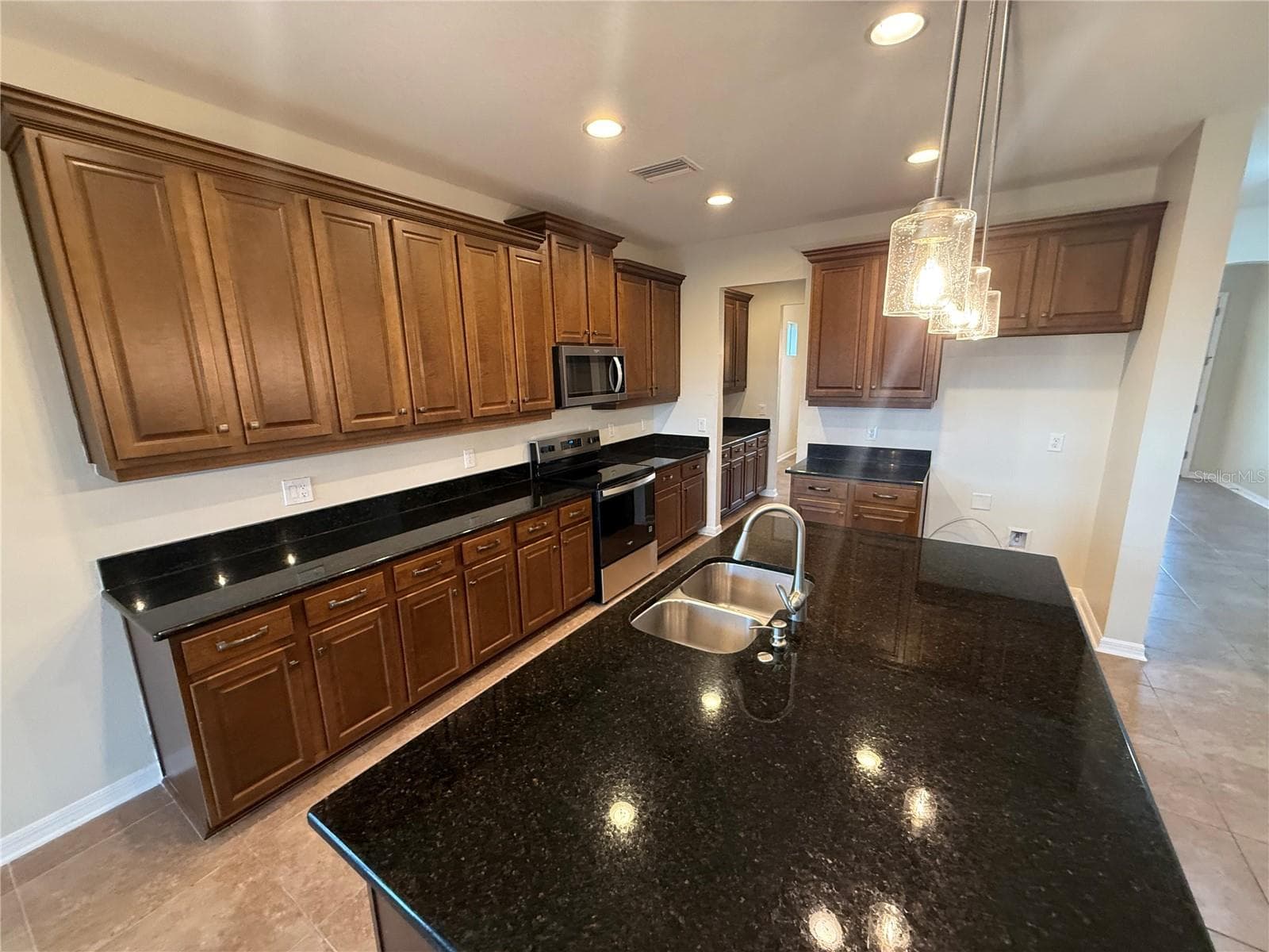 3969 Aquilla Dr photo 4