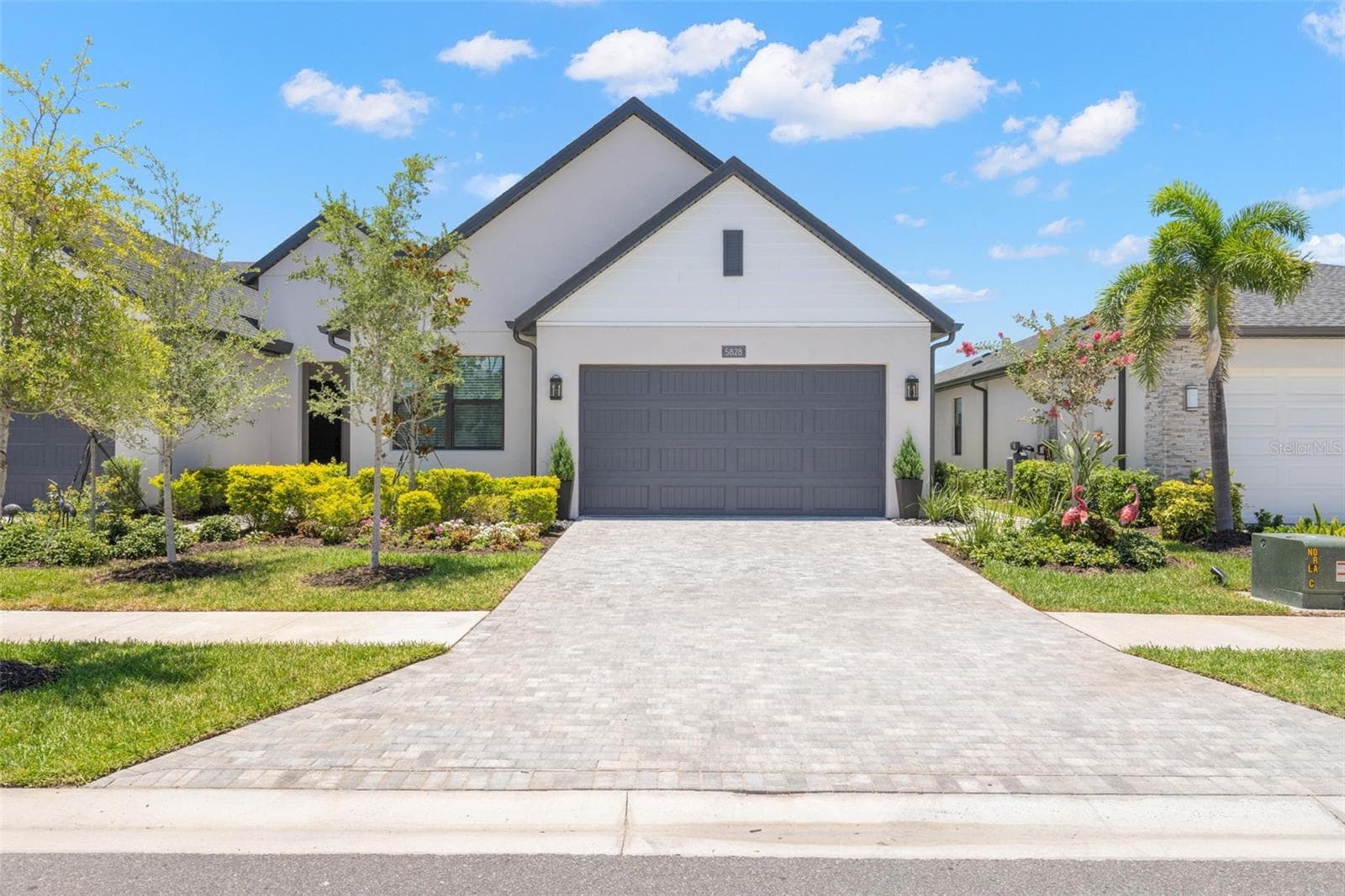 5828 Windbreak CT photo 2