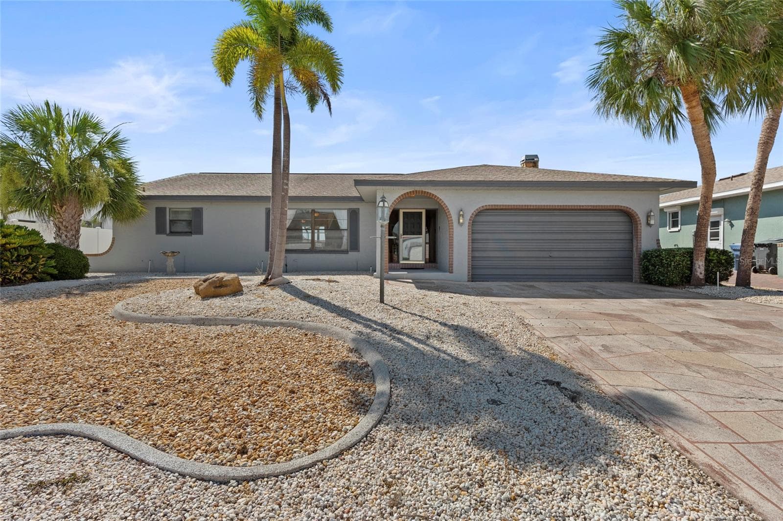 921 Birdie Way photo 3