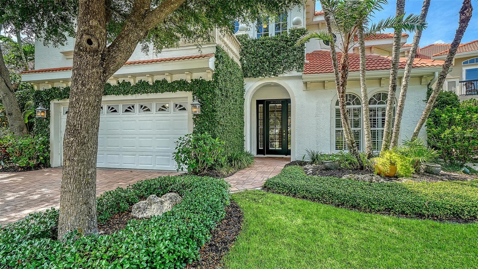 1704 Fortuna St photo 2