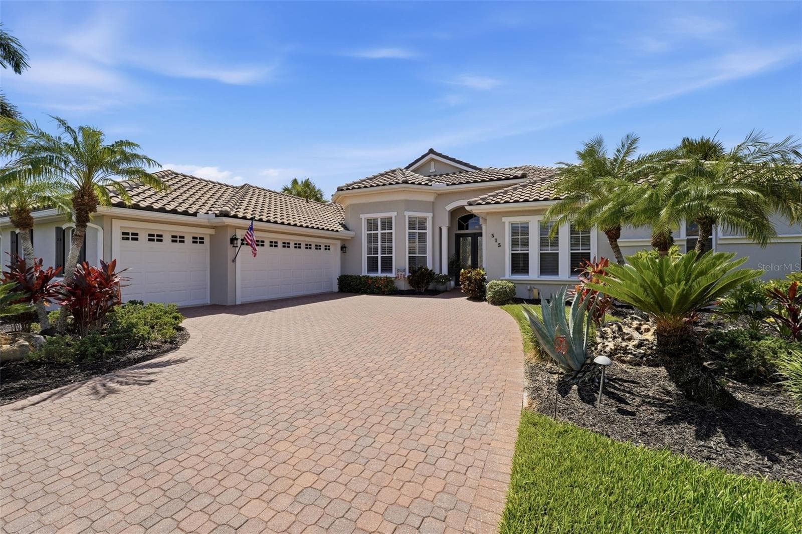 515 Sand Crane CT photo 2