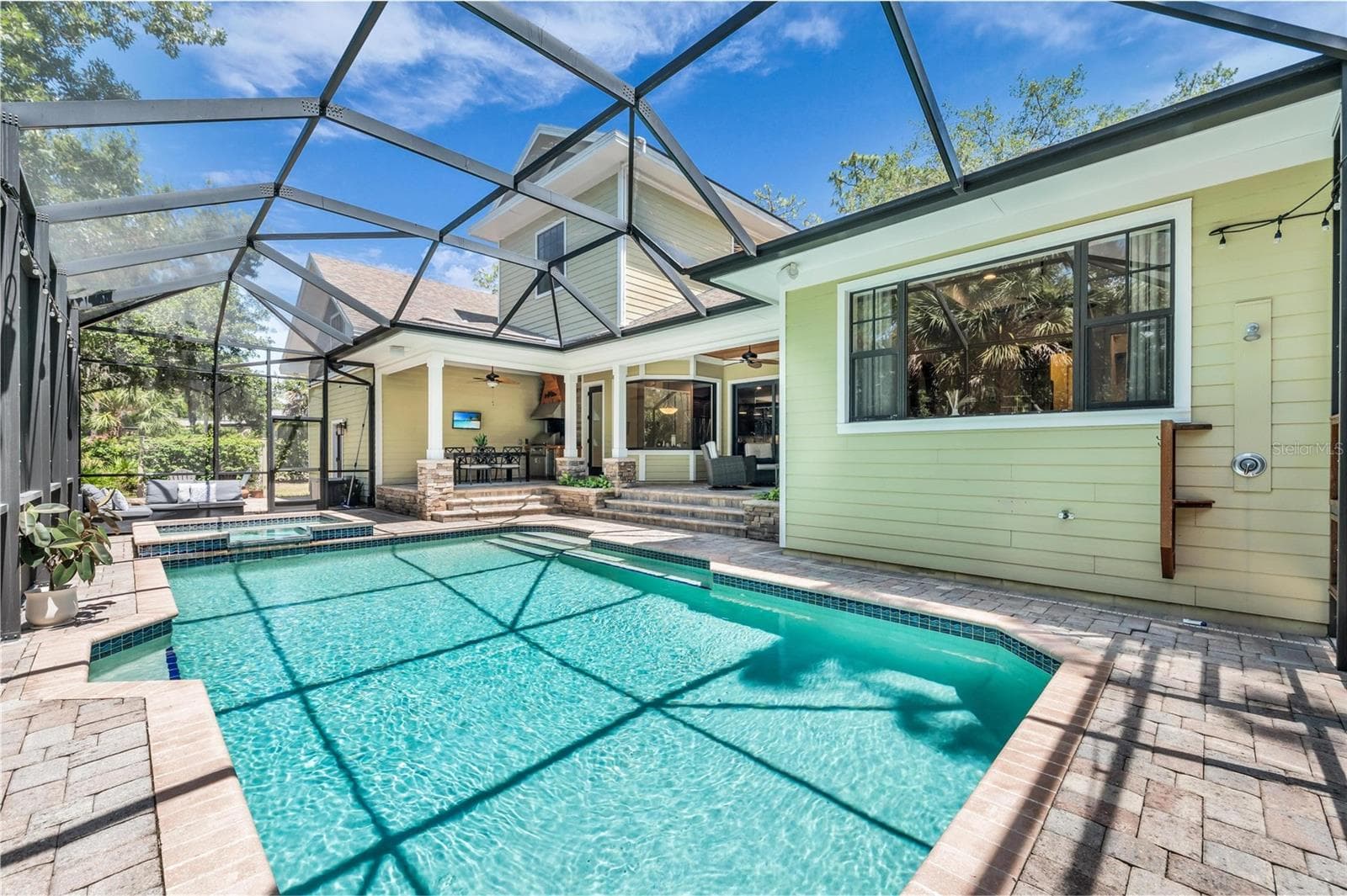 5911 River Forest Cir photo 4