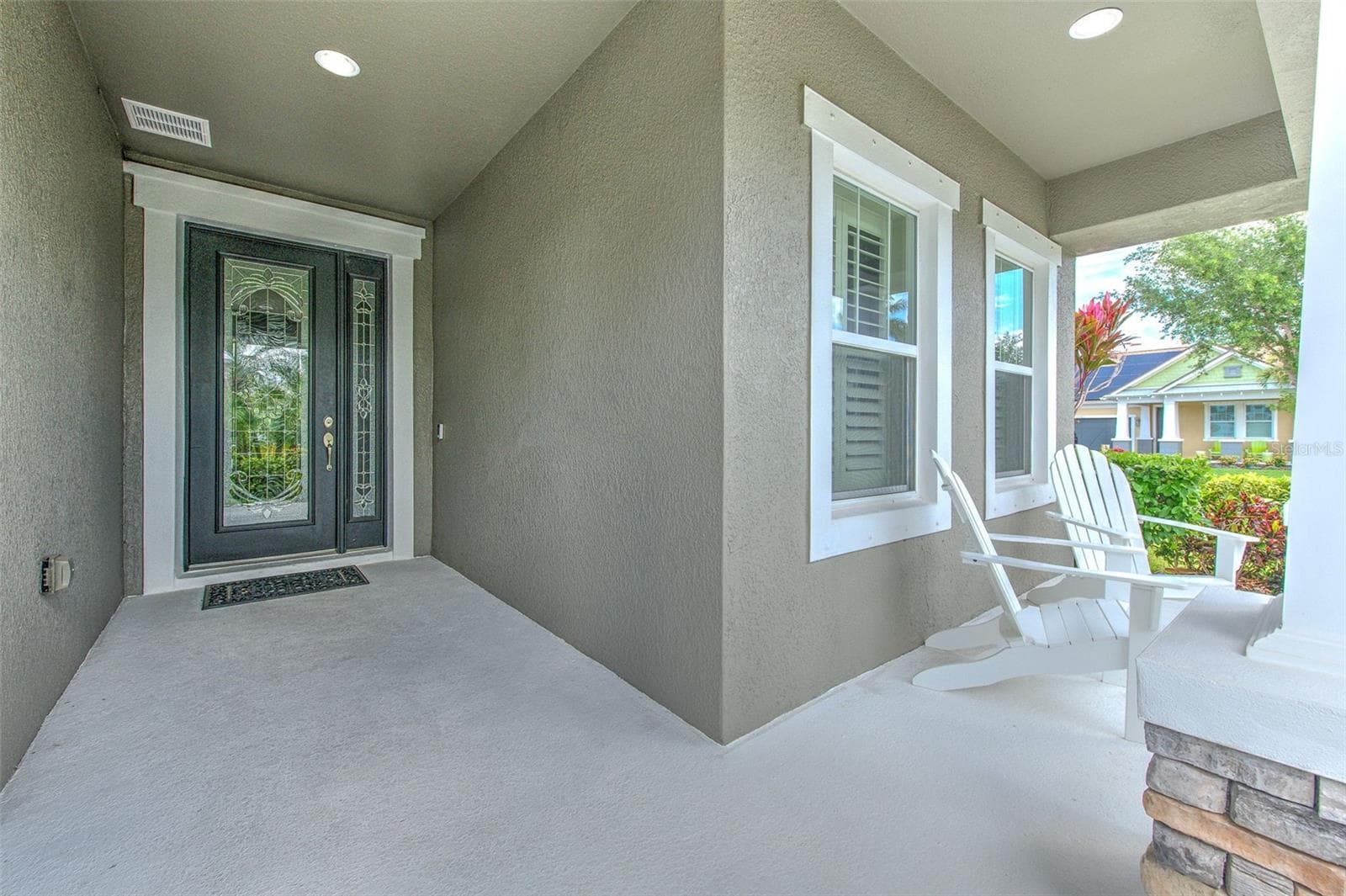 6540 Park Strand Dr photo 5