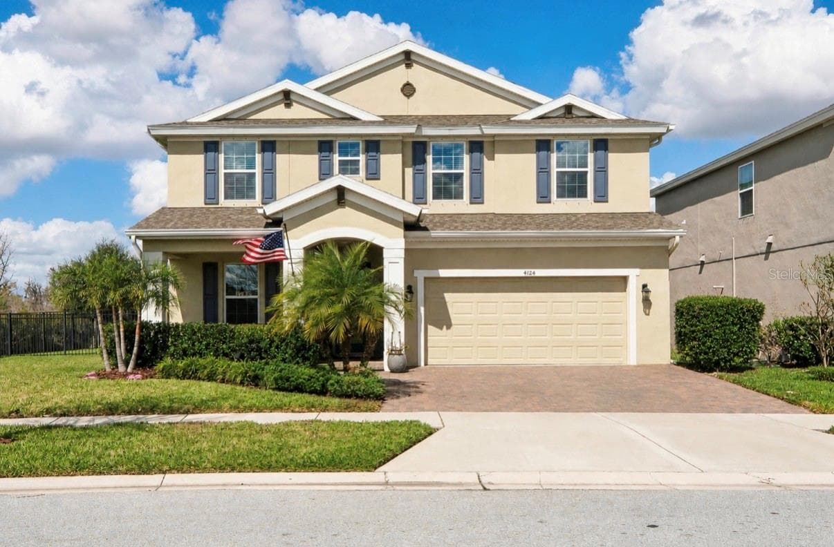 4124 Cadence Loop photo 2