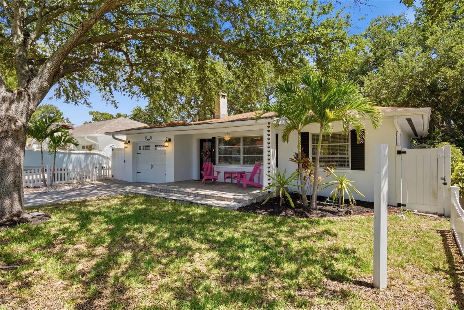 1023 Granada St photo 5