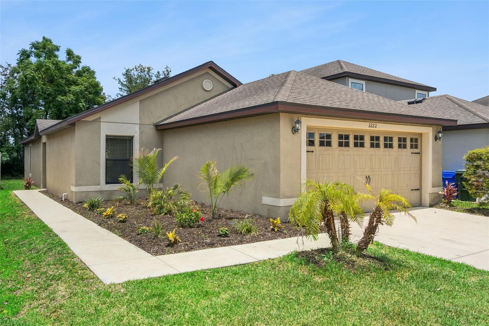 2222 Caspian Dr photo 3