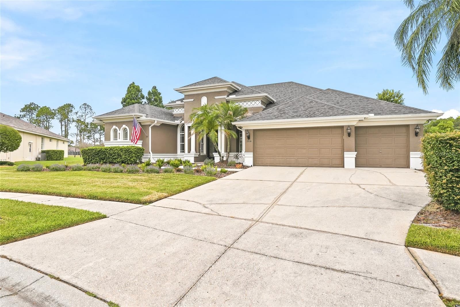 23534 Gracewood Cir photo 4