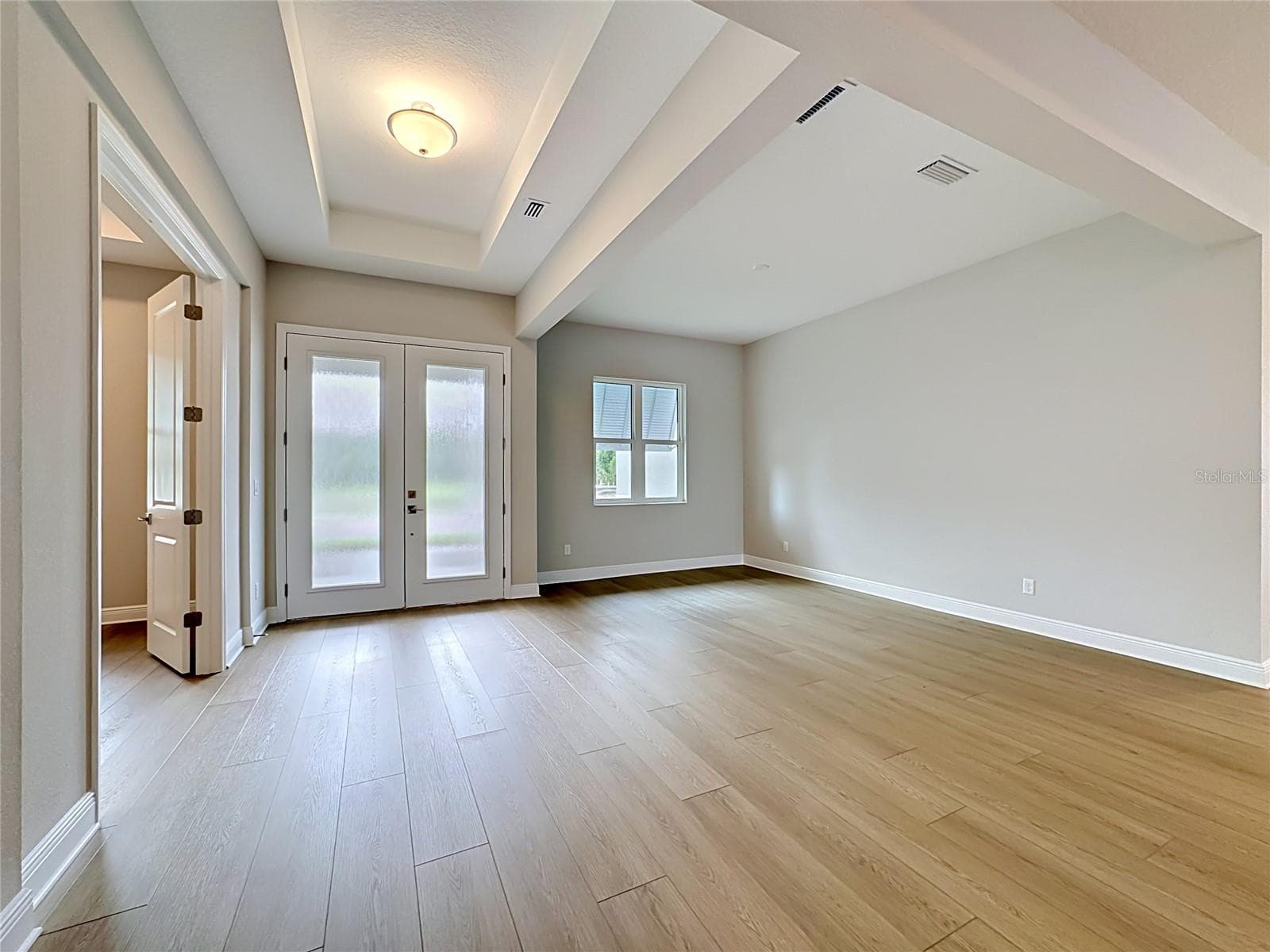 12422 Stonegate Trl photo 4