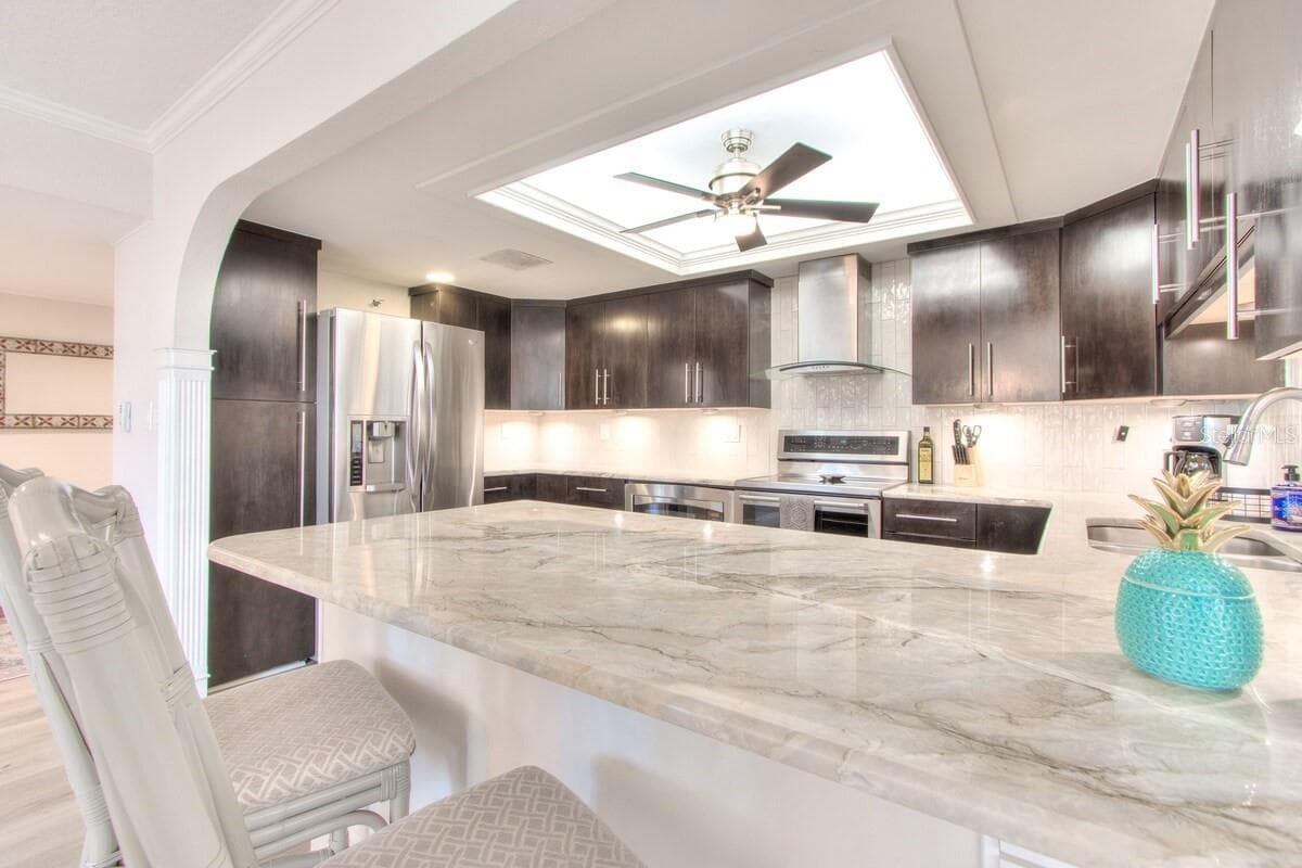1480 Gulf Blvd #601 photo 5