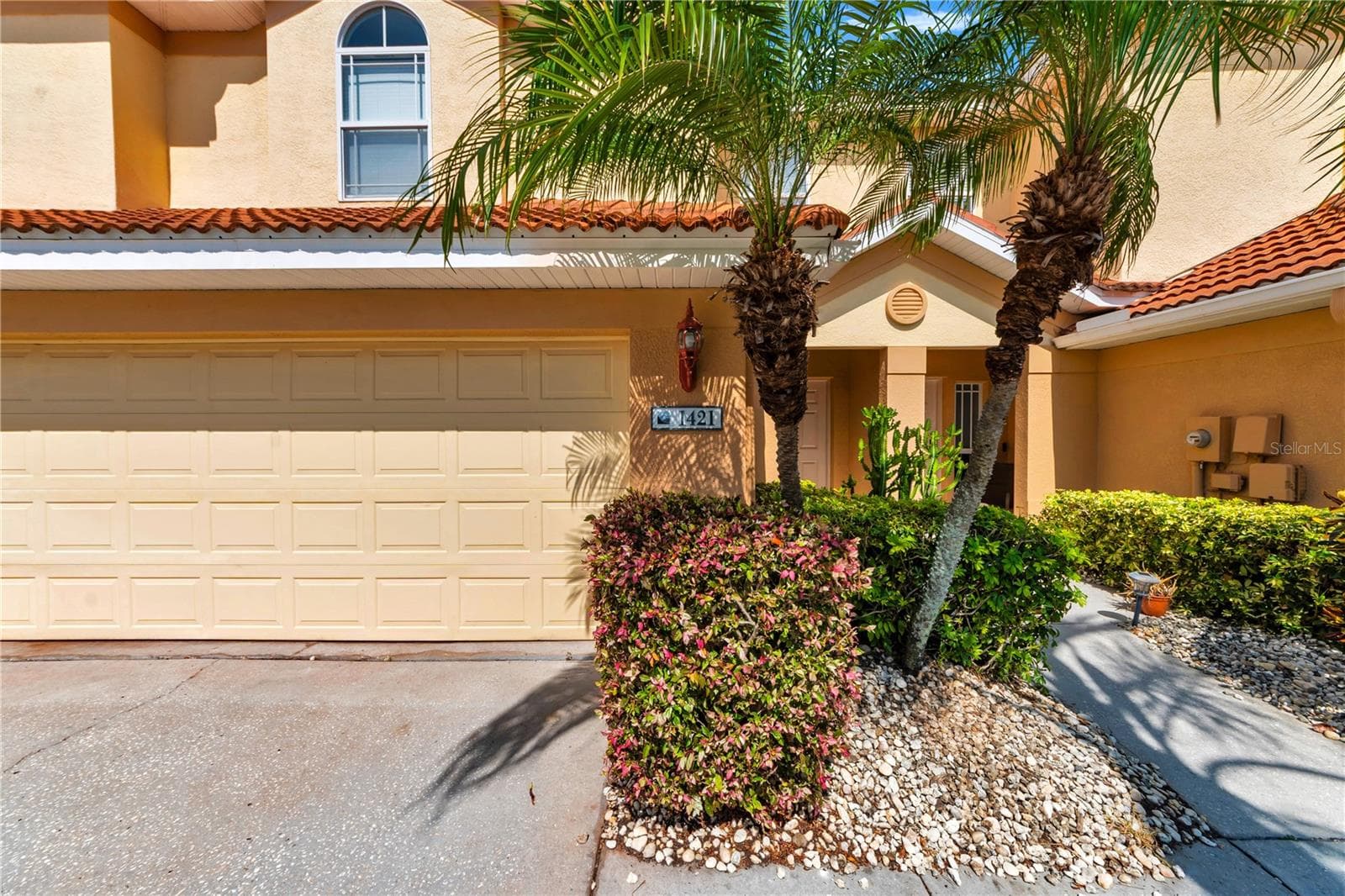 1421 Ridge Ter photo 4