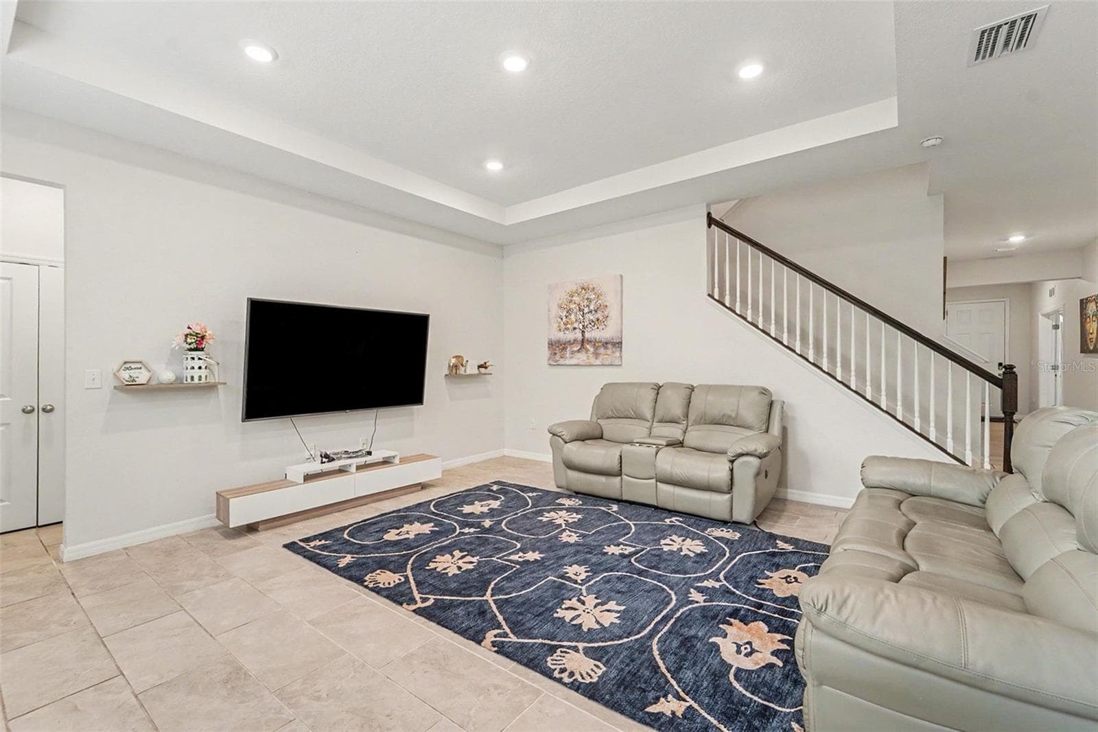 3221 Living Coral Dr photo 5