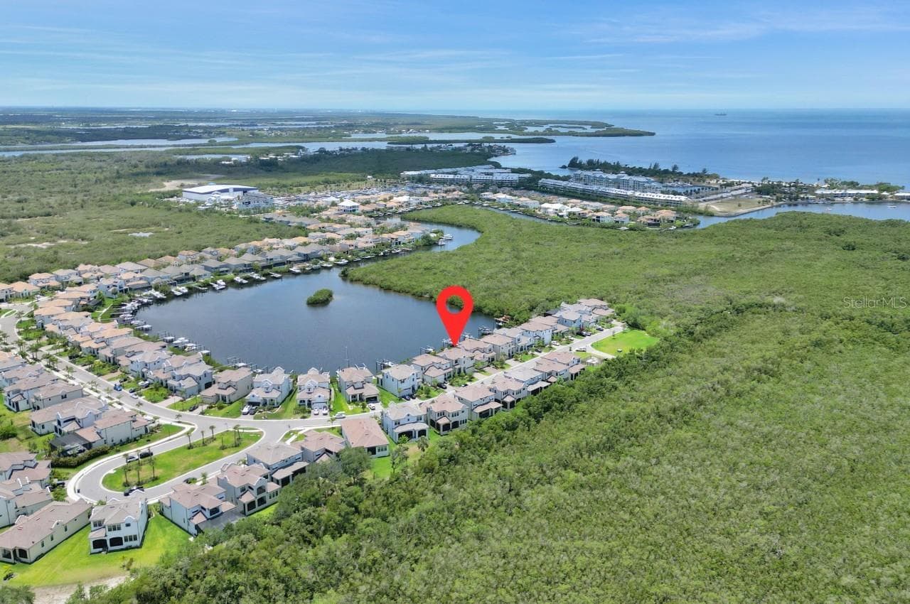 1112 Seagrape Dr photo 4